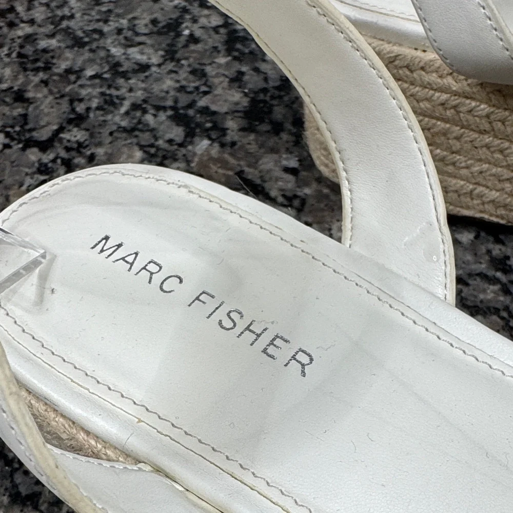 Marc Fisher White platform Espadrilles EUC 10